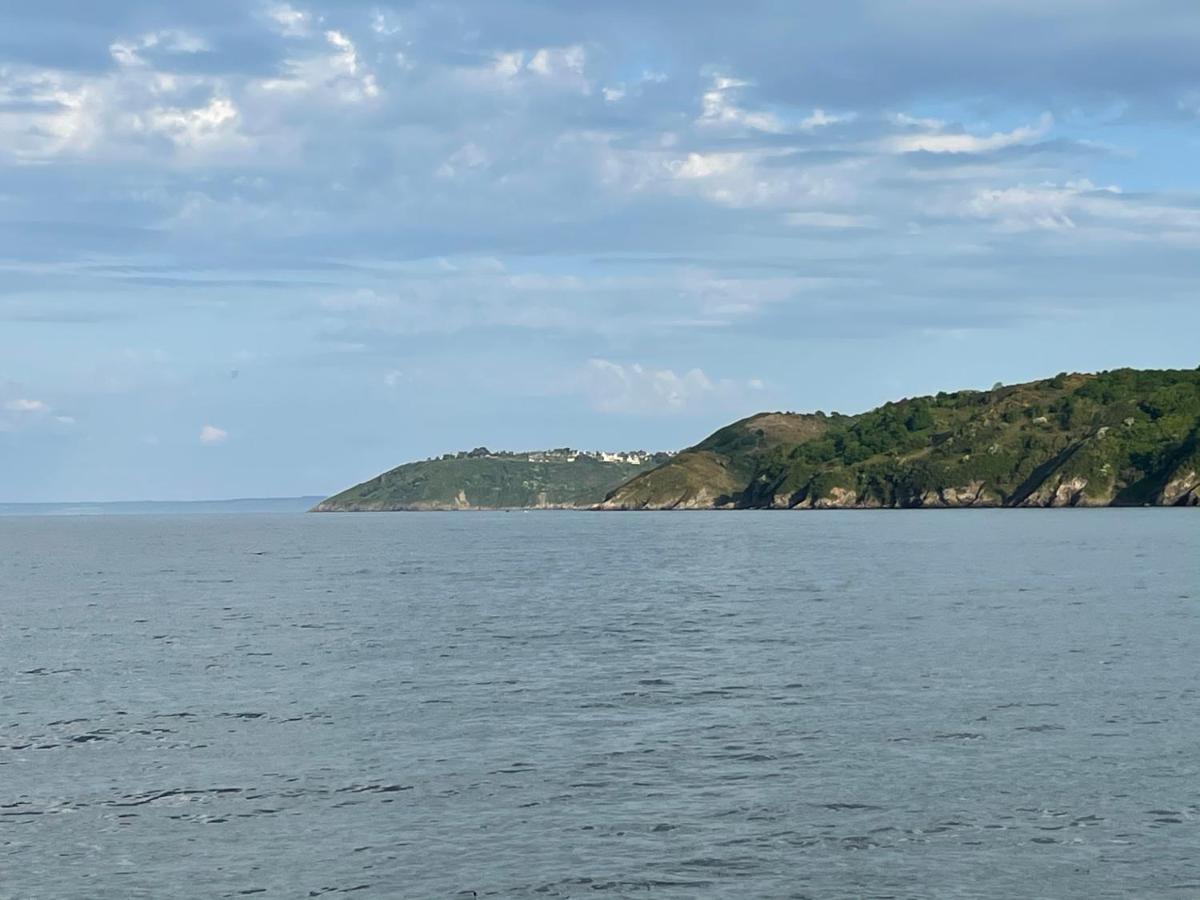Terra-Tipike, Tipi A La Ferme Entre Terre Et Mer Trebry Bagian luar foto